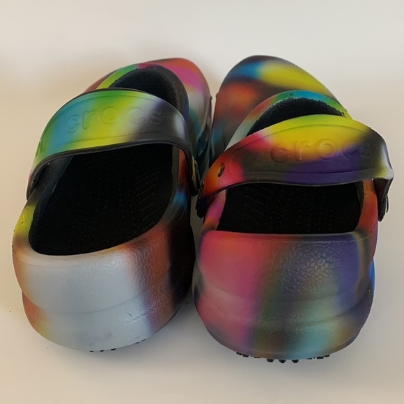 Crocs Women’s Size‎ 8 Multicolored Shoes - Picture 4 of 9